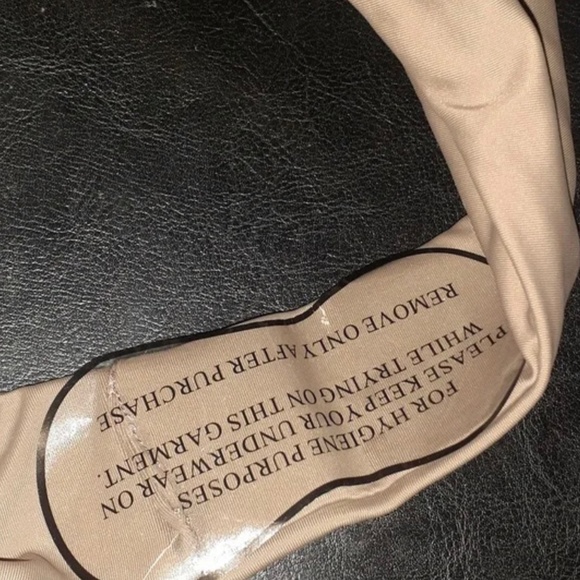 Mare Perpetua Twist One-Piece Swimsuit Colour: Coco Size: Small - Picture 6 of 7